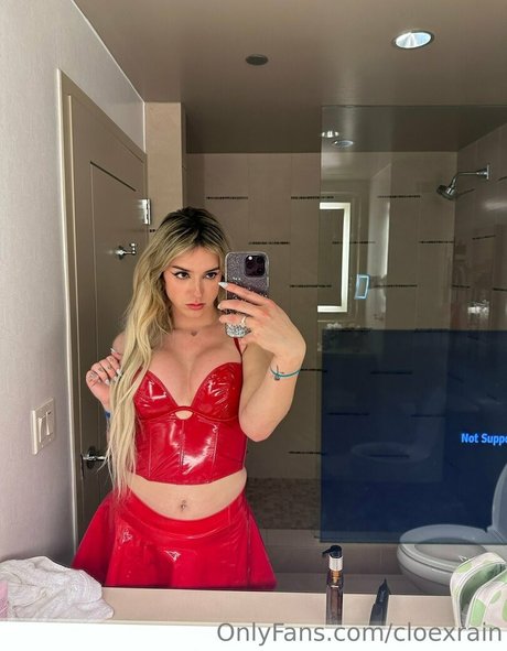 cloexrain nude onlyfans leaked