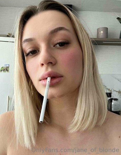 jane of blonde onlyfans naked pics