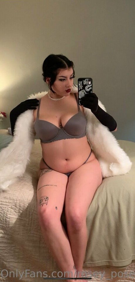 Rosey posey666 naked only fans
