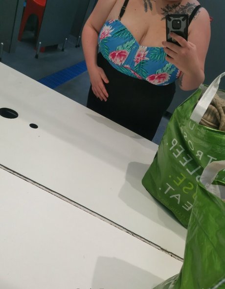 expandingbbw naked only fans