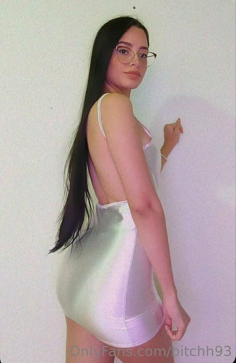 bitchh93 only fans photos