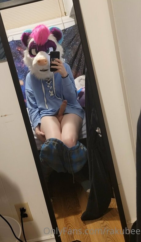 rakubee only fans nude leaks