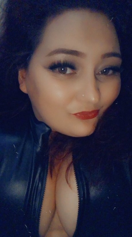 curvyqueenpromo onlyfans nide