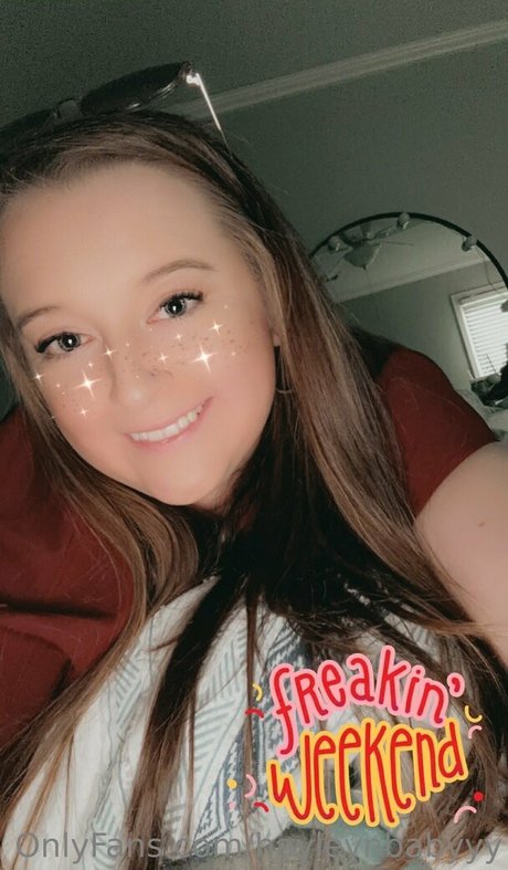 hayleynbabyyy onlyfans strip tease