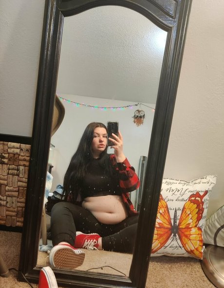 chubbypiggy onlyfans nude leak