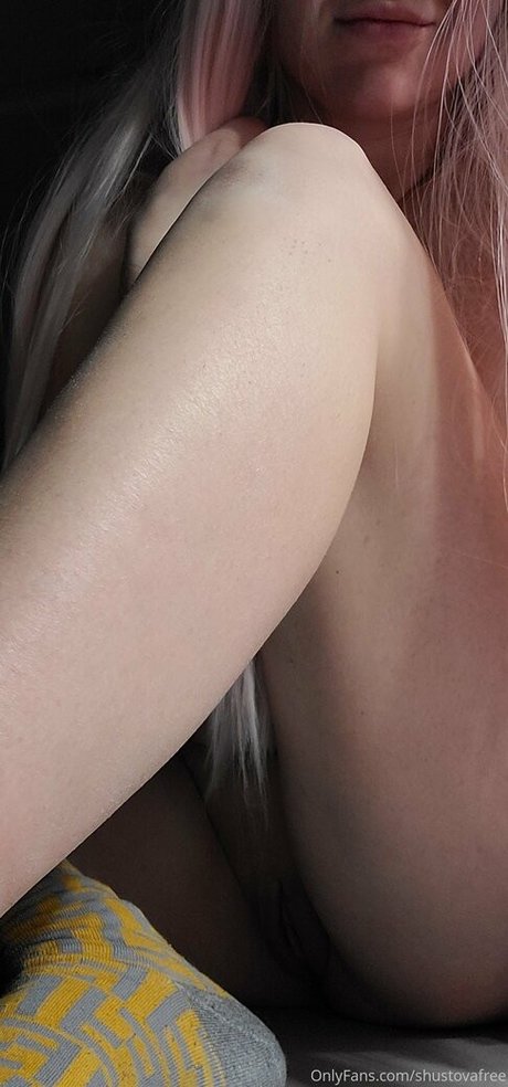 shustova topless onlyfans