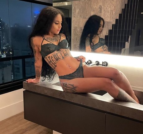 Valentina Naomi leaked onlyfans xxx