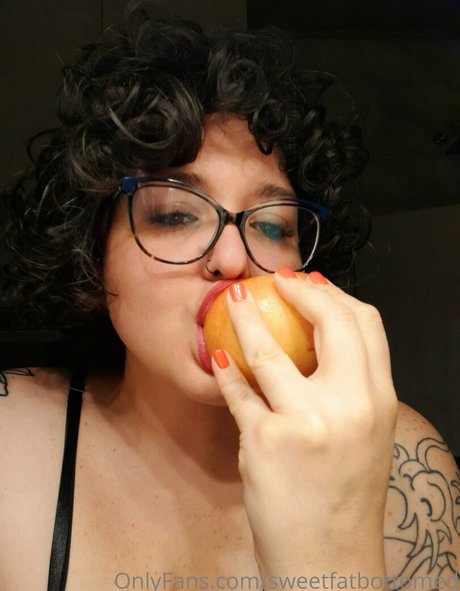 sweetfatbottomed onlyfans leak naked