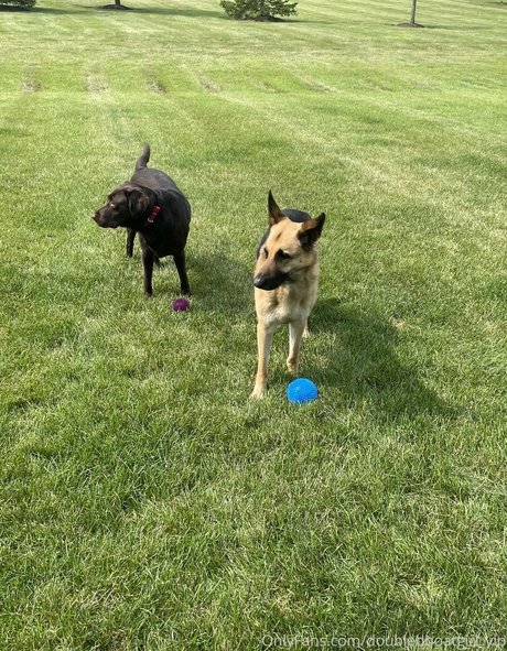 doubledboatgirl vip onlyfans model photos