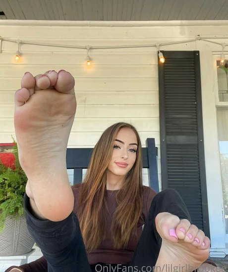 lilgirlbrookee  snap