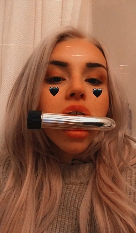 Bella Quinn leaked onlyfans naked