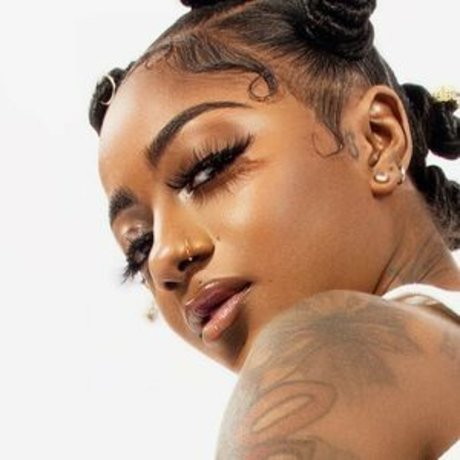 Zaria Linton porn onlyfans