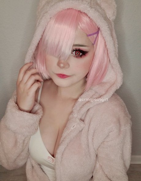 Cringycatgirl topless onlyfans