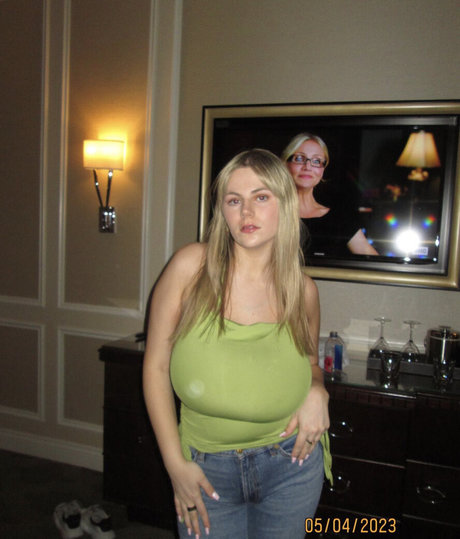 pov handjob onlyfans art xxx photos