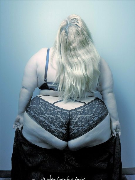 theviviennerose nudes onlyfans leaked