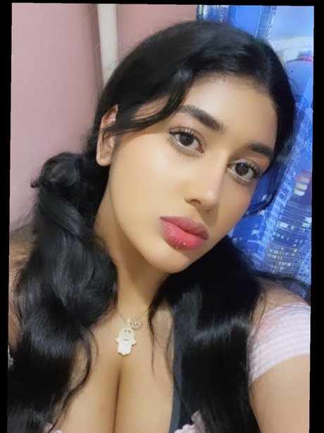Tanvi_ onlyfans model photo