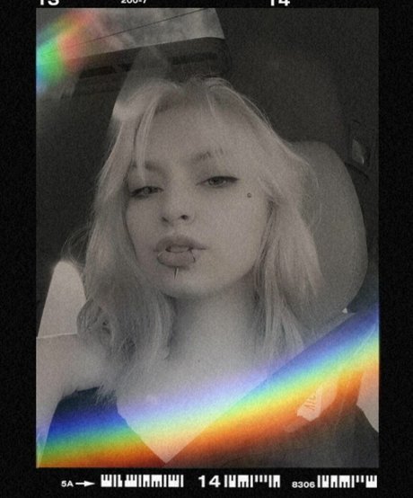 violets cabaret only fans nude leaks