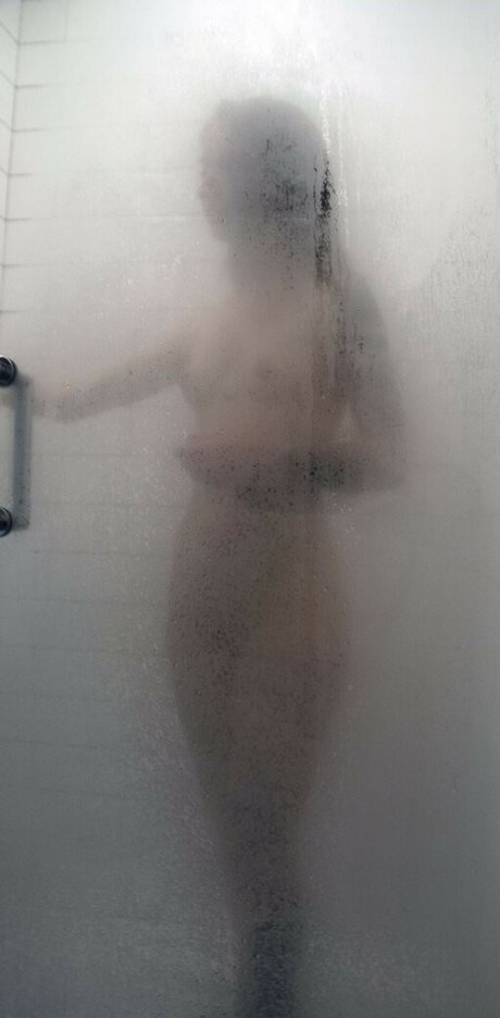 violets cabaret onlyfans nide