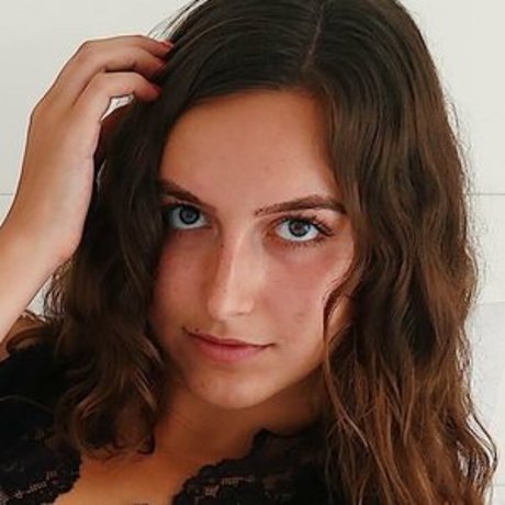 hang with bre Profile image