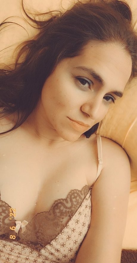 brunette beauty86 onlyfans picture