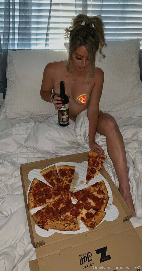 Courtney Ternullo naked on onlyfans