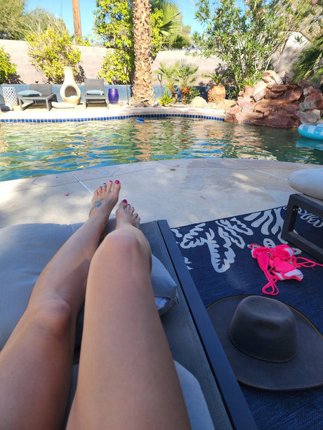 nature girl sarah onlyfans