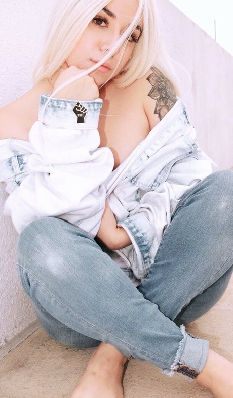 Lilmg_ boobs onlyfans