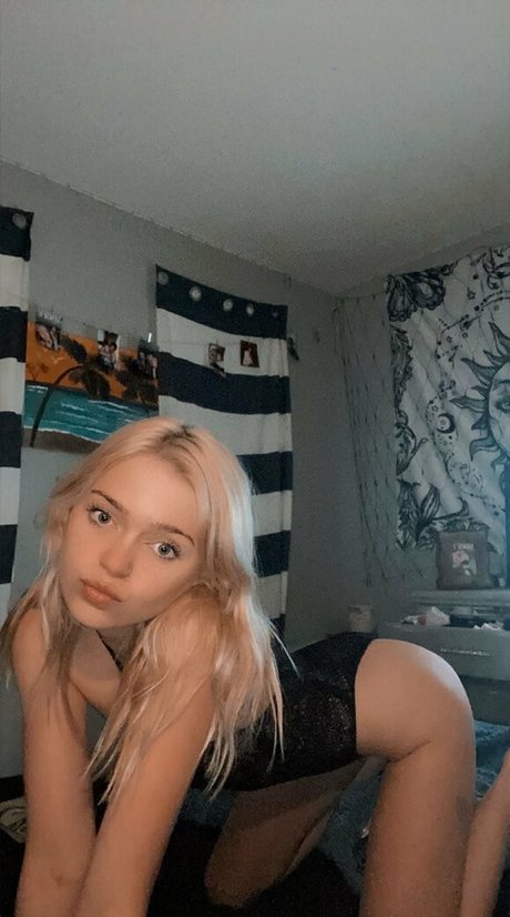 Kayleighbabyyy naked onlyfans leaks