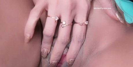 Sherlyn Chopra is on onlyfans