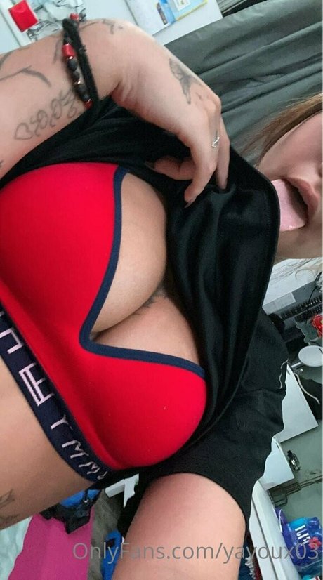 Yayoux03 onlyfans striptease