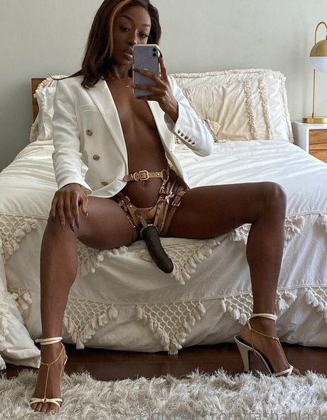 tashablack onlyfans leaked tits