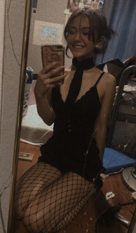 eveable leaked onlyfans photos