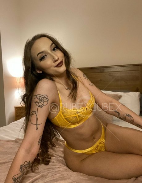 sloppy blowjob onlyfans beautiful nude self-portrait