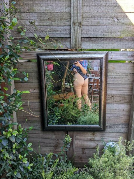 Mary Jane1106 onlyfans model