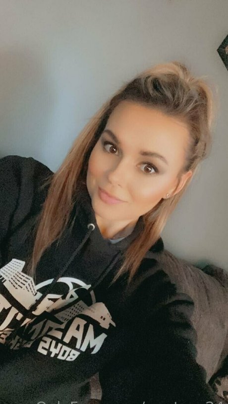 mrstoes24 onlyfans leak nude