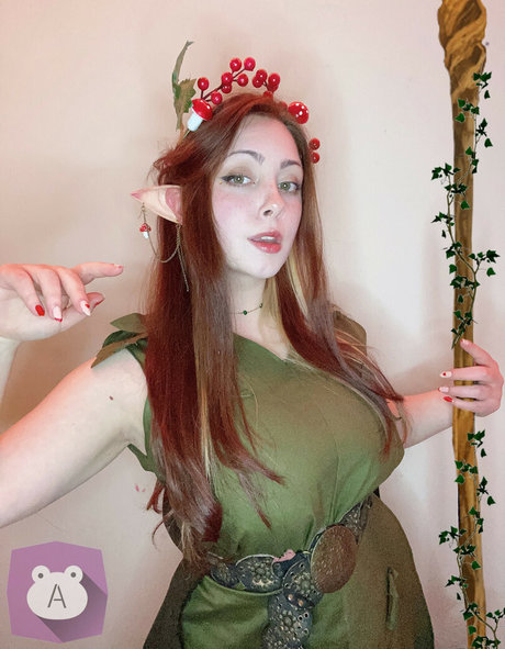 _akanecosplay_ onlyfans explicit content