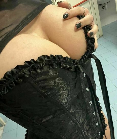 Lolapis hot onlyfans