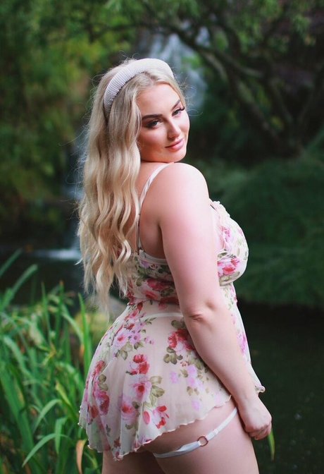 lucyadlernz new onlyfans leaks