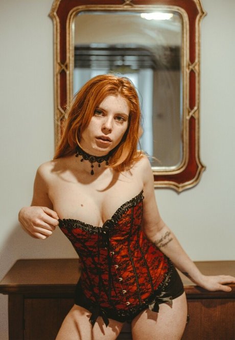 Luna Ly tits onlyfans