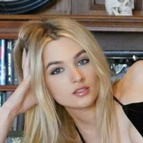 Lily Hosea onlyfans nudes leak