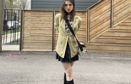 Helmet Girl onlyfans free