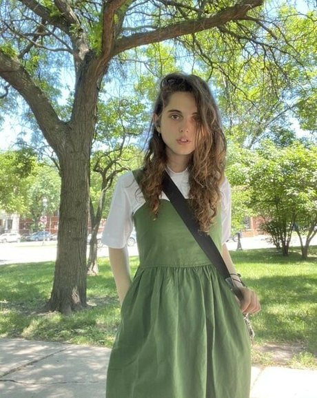 Helmet Girl onlyfans porno