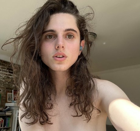 Helmet Girl free onlyfans