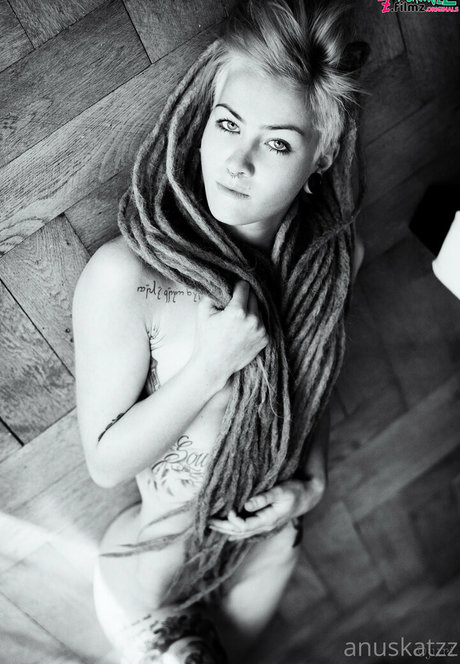 anuskatzzvip onlyfans leak fuck