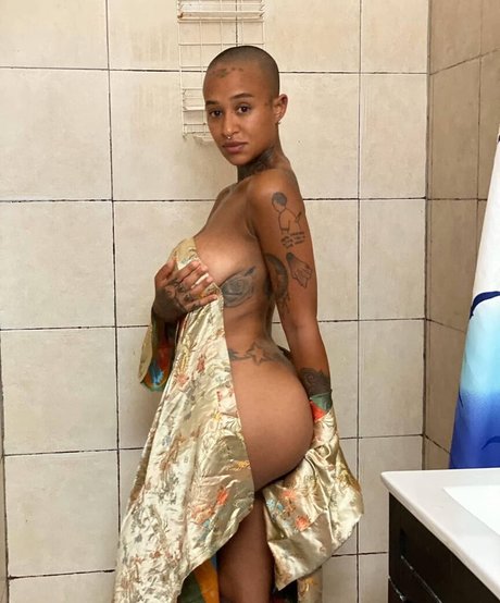 midget onlyfans nude glimpse