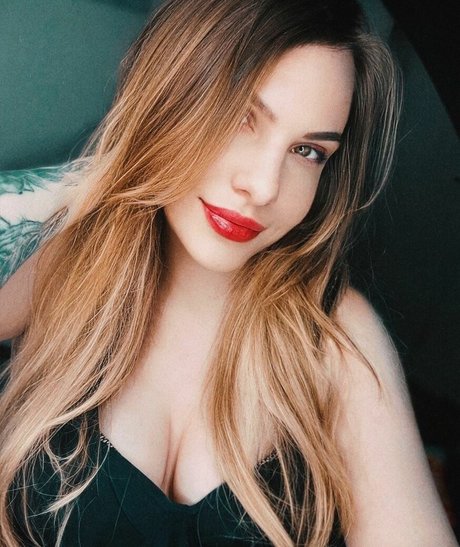 Sara Secora only fans naked