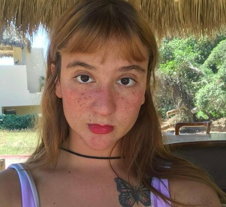 alegrologia onlyfans nude content