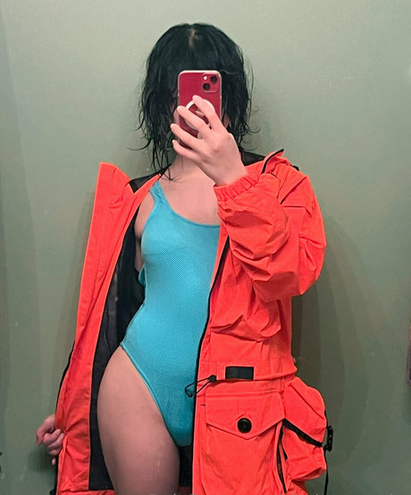 cinderxsparks onlyfans model photo