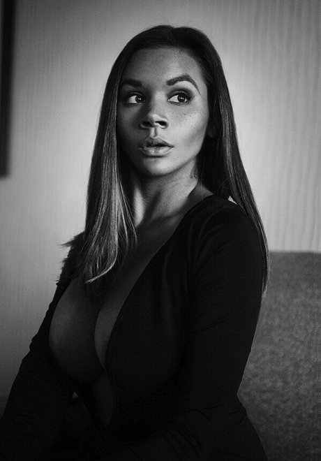 L Shima onlyfans nsfw