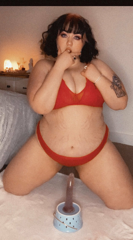 mxbabi onlyfans striptease